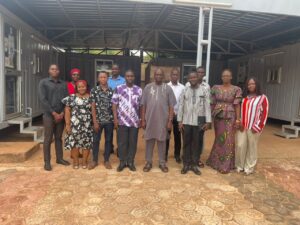 Lire la suite à propos de l’article Visite du Professeur Robert Tinga GUIGUEMDE